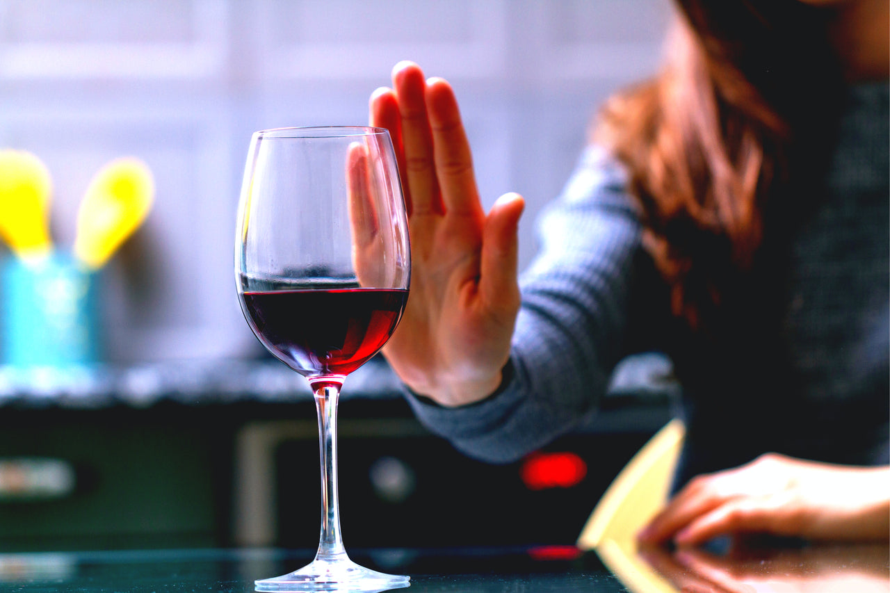 5 astuces simples pour boire moins d’alcool… et booster sa ligne !